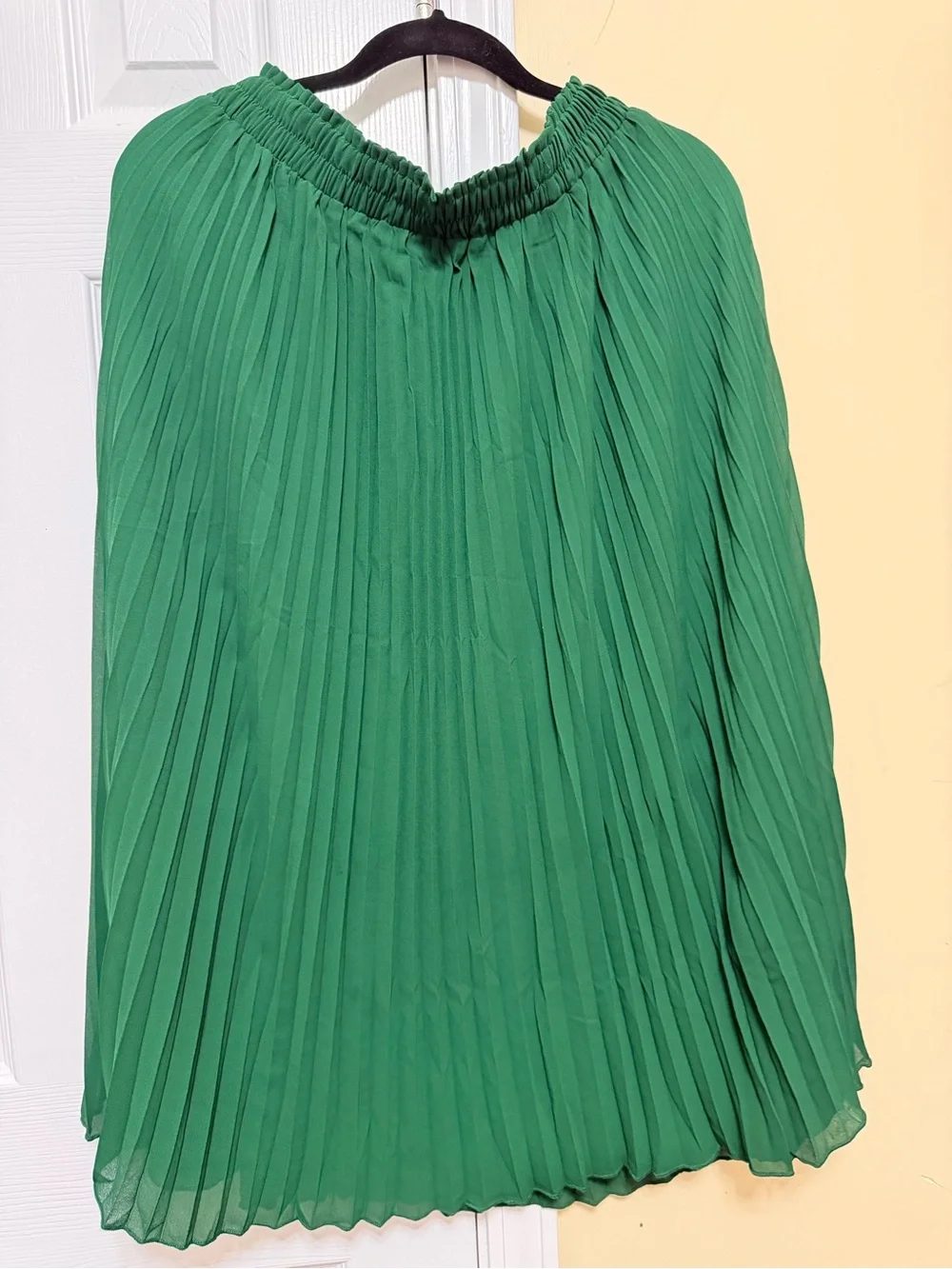 Green Pleated Midi Skirt